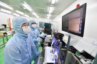 沙阿卜杜拉國王科技大學研發人造視網膜技術 電容式柔性光感器的創新突破